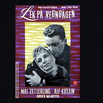 Watch Playing on the Rainbow