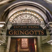 Watch Harry Potter and the Escape from Gringotts