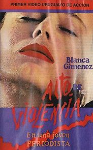 Watch Acto de violencia en una joven periodista