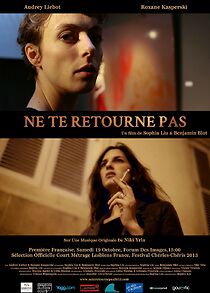 Watch Ne te retourne pas (Short 2013)