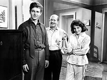 Watch Im Parterre links