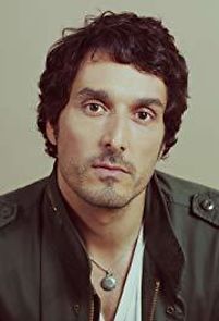 Watch À tout de suite