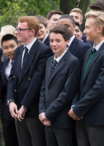 Watch Gordonstoun: A Different Class