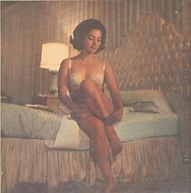 Watch Solo de noche vienes