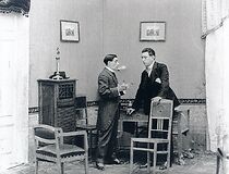 Watch La reina joven