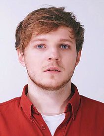 Watch Thom Artway feat. Lenny: Chasing the Wires