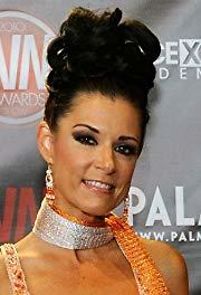 Watch Women Seeking Women 92