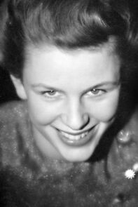 Watch Den obesegrade kvinnligheten