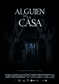 Watch Alguien en la casa (Short 2016)