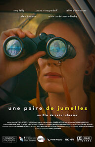 Watch Une paire de jumelles (Short 2019)