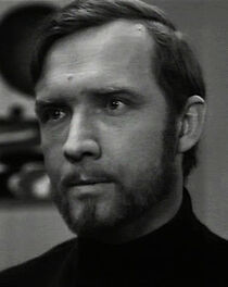 Watch The Man in the Net