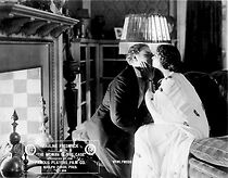 Watch The Woman in the Case