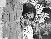 Watch Ek Adhuri Kahani