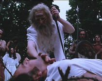 Watch O'r Ddaear Hen