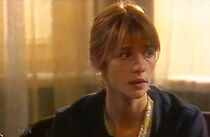 Watch Kto-to dolzhen...