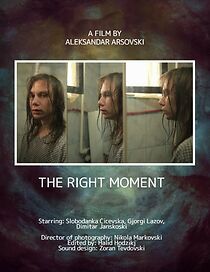 Watch The right moment (Short 2017)