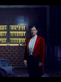 Watch Hotel Excelsior