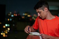 Watch Página em Branco (Short)