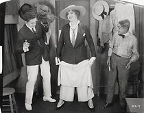 Watch The Clever Mrs. Carfax