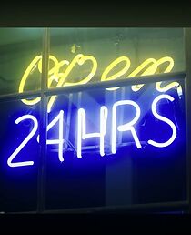 Watch The Convenience Store (Short 2025)