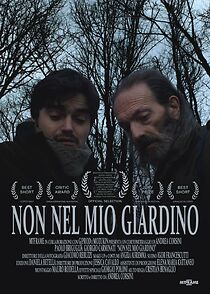 Watch Non nel mio giardino (Short 2011)