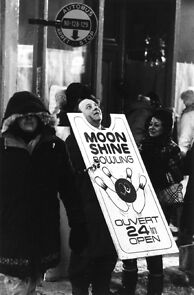 Watch Au clair de la lune