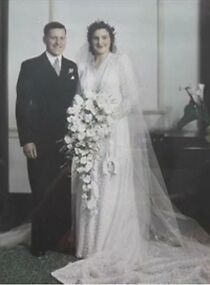 Watch Starring Esther (Short 2014)