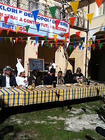 Watch Il tema di Jamil (Short 2014)