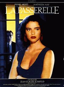 Watch La passerelle