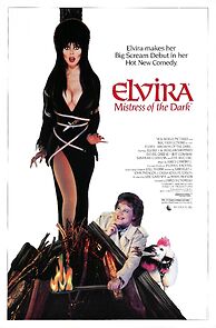 Watch Elvira: Mistress of the Dark