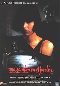 Watch Una ombra en el jardí