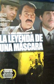 Watch La leyenda de una máscara
