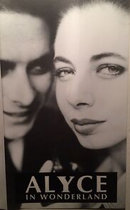 Watch Alyce in Wonderland