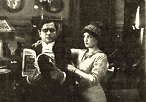 Watch The Late Mrs. Early (Short 1911)