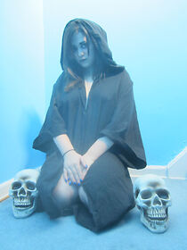 Watch Housewitch (Short 2015)