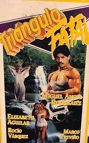 Watch Triángulo fatal