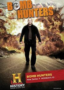 Watch Bomb Hunters