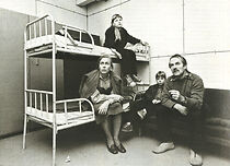 Watch Maailman viimeinen perhe