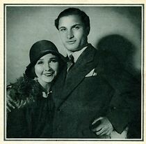 Watch Eight Days of Happiness