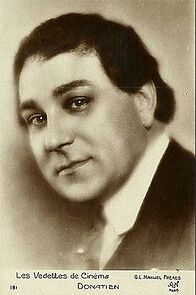 Watch Mon curé chez les riches