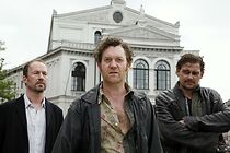 Watch Kommissar Süden und das Geheimnis der Königin