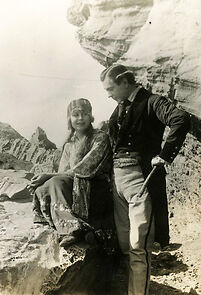 Watch A Day That Is Gone (Short 1915)