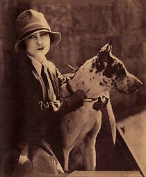 Watch Celle qui domine