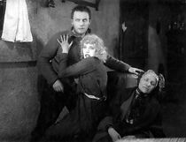 Watch White Paradise