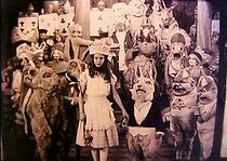 Watch Alice Through a Looking Glass (Short 1928)