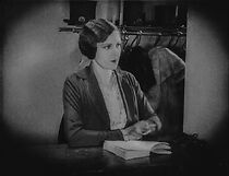 Watch Minuit... place Pigalle