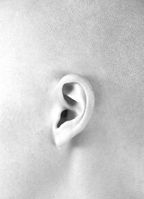 Watch Hearing Voices (Short 2012)