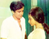 Watch Aamne - Saamne