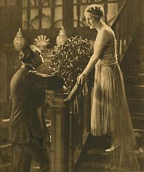 Watch La vierge folle