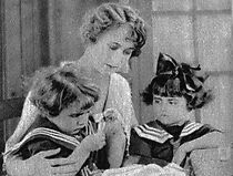 Watch La bâillonnée - Épisode 1: Entre deux haines (Short 1922)